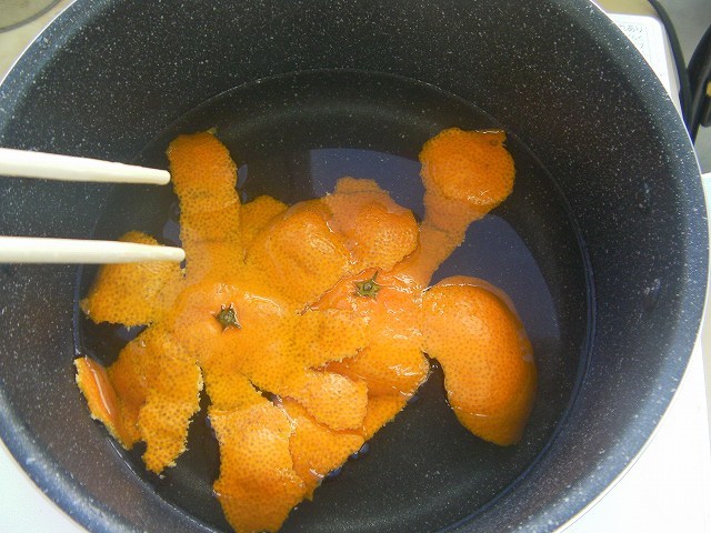 orange onigiri japanese food (5)