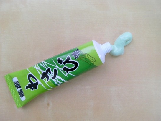 Wasabi toothpaste (1)