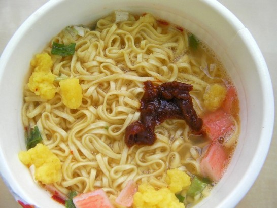 Nissin cup noodle (3)