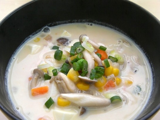 Soy milk miso soup (1)